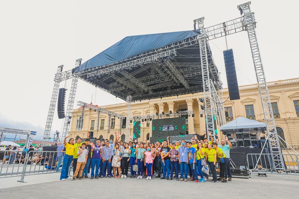 Adolescentes de Centros de Acogimiento e Integración asisten a jornada de freestyle 2 Fu7gC uWwAEtPtE